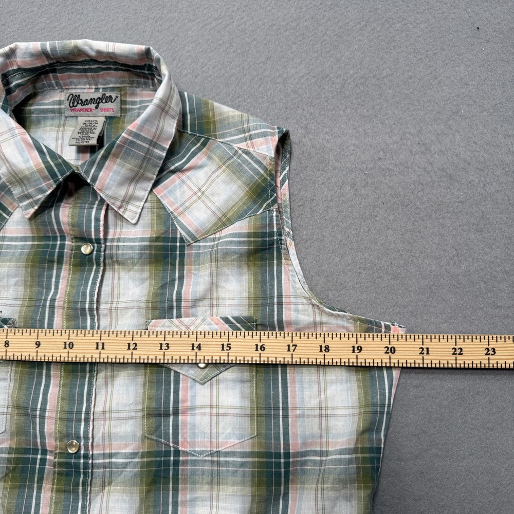 Wrangler Wrancher Shirt Women's Medium Green Plaid Pearl Snap Sleeveless Classic - Picture 5 of 7